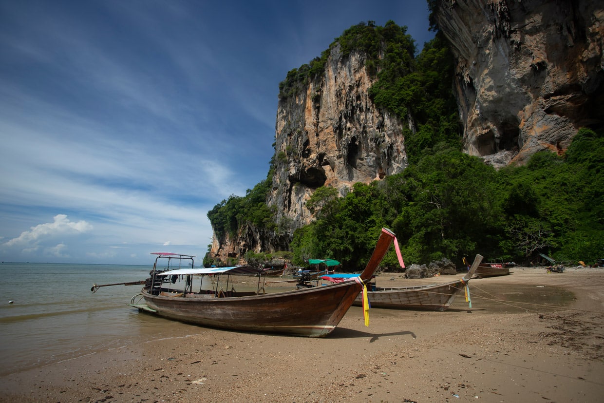 Tonsai Beach