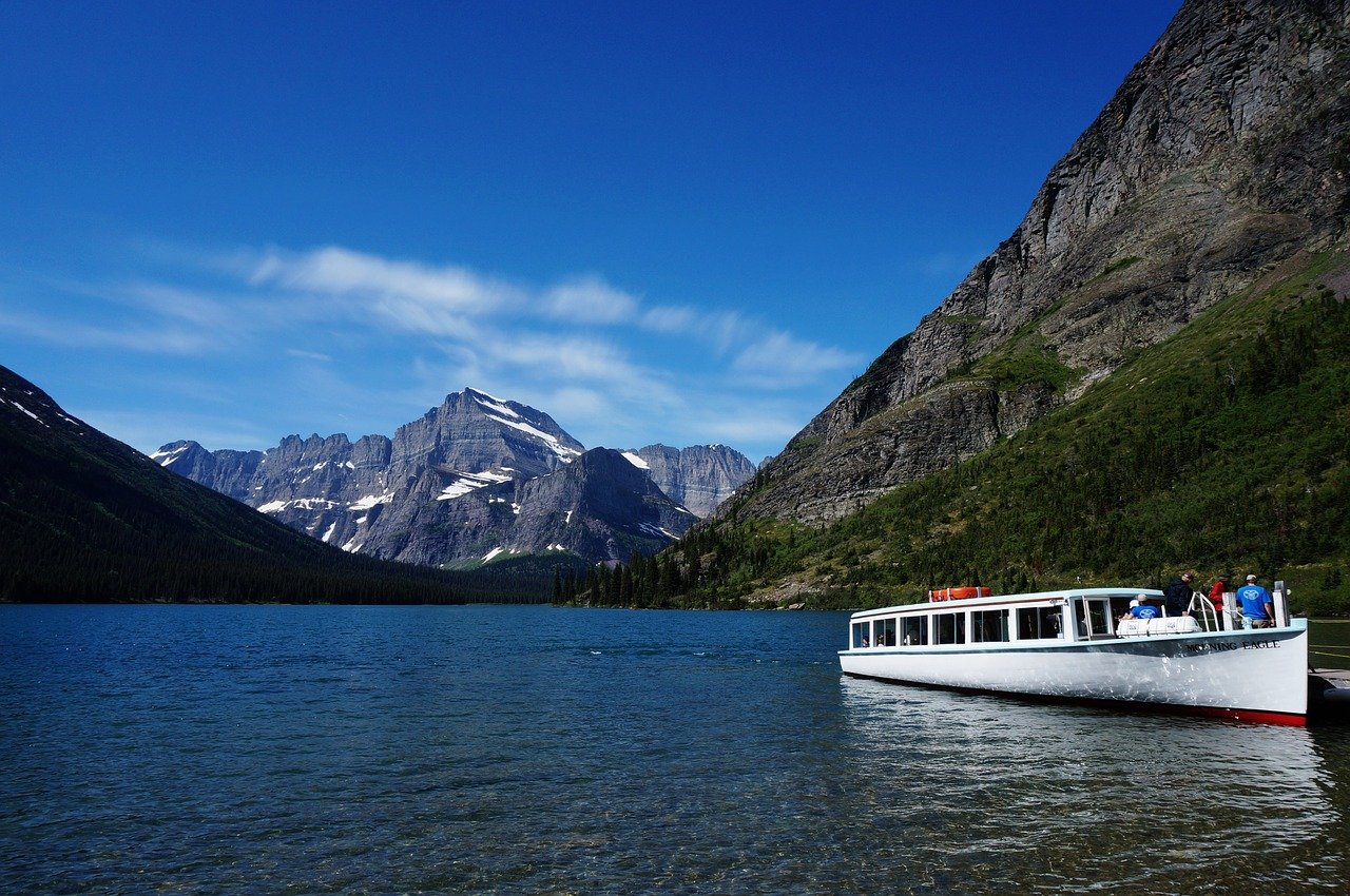 boating glacier national park